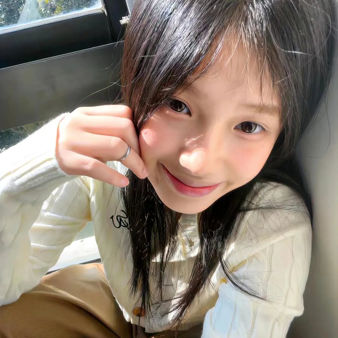 女学生和亨利先生